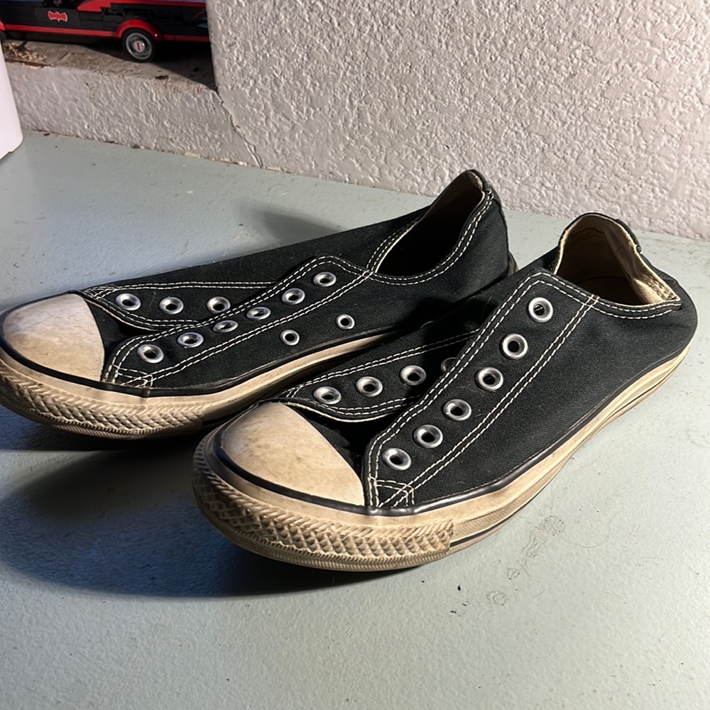 black womens size 8 converse